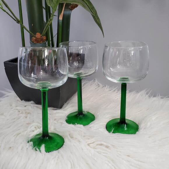 Luminarc Emerald Green Stemmed Wine Glass Set Vintage Retro - Picture 1 of 6